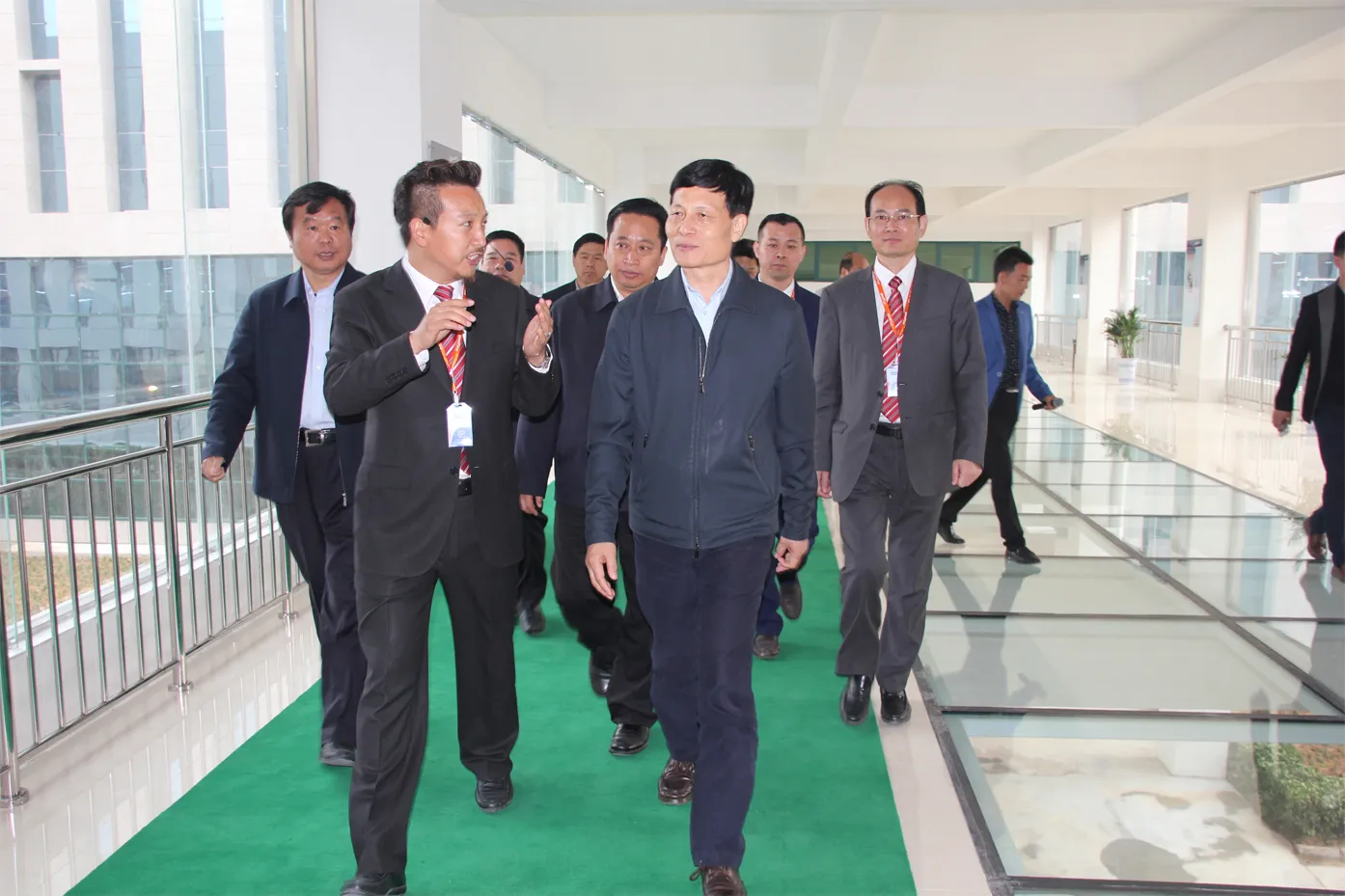 IMG_0125.jpg IMG_0125.jpg